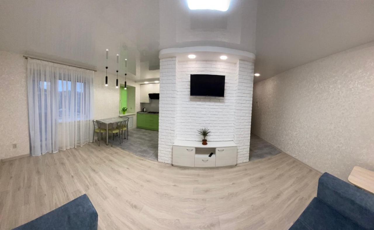 Suite Mira Avenue Center Двухкомнатная Квартира В Центре Возле Тц Цум تشيرنيهيفسكا المظهر الخارجي الصورة